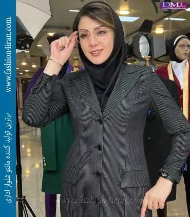 مانتو شلوار اداری دیپلمات مشکی کد 112