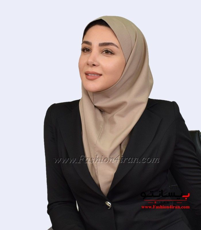 مقنعه کرم