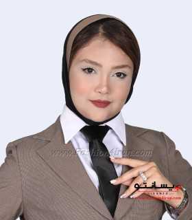 مقنعه با نقاب کرم
