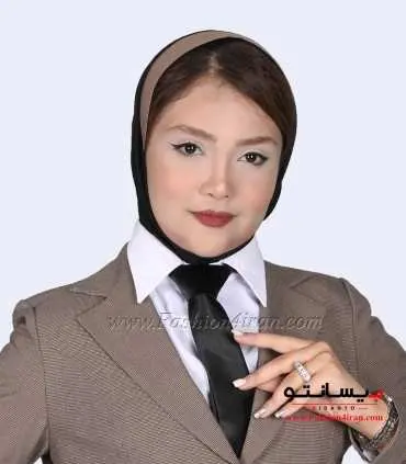 مقنعه با نقاب کرم
