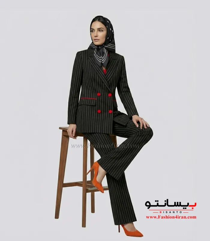 کت‌ زنانه با شلوار مشکی دیپلمات ترک با خرجیکار نارنجی