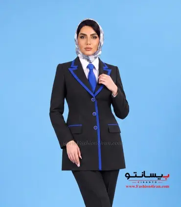 کت شلوار زنانه مشکی با خرجکار آبی کد 502 نمای روبه‌رو